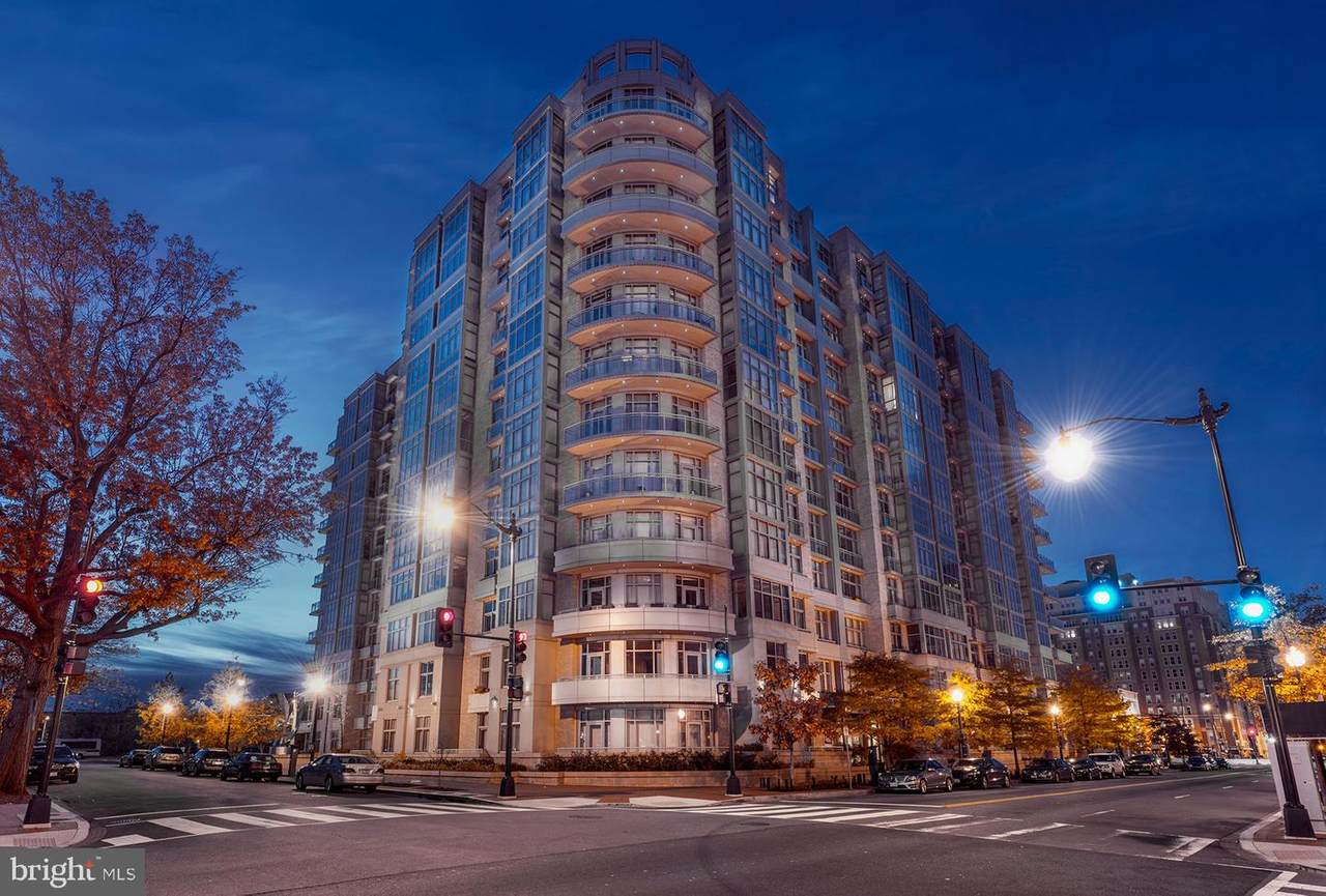 811 4TH Street - Photo 1