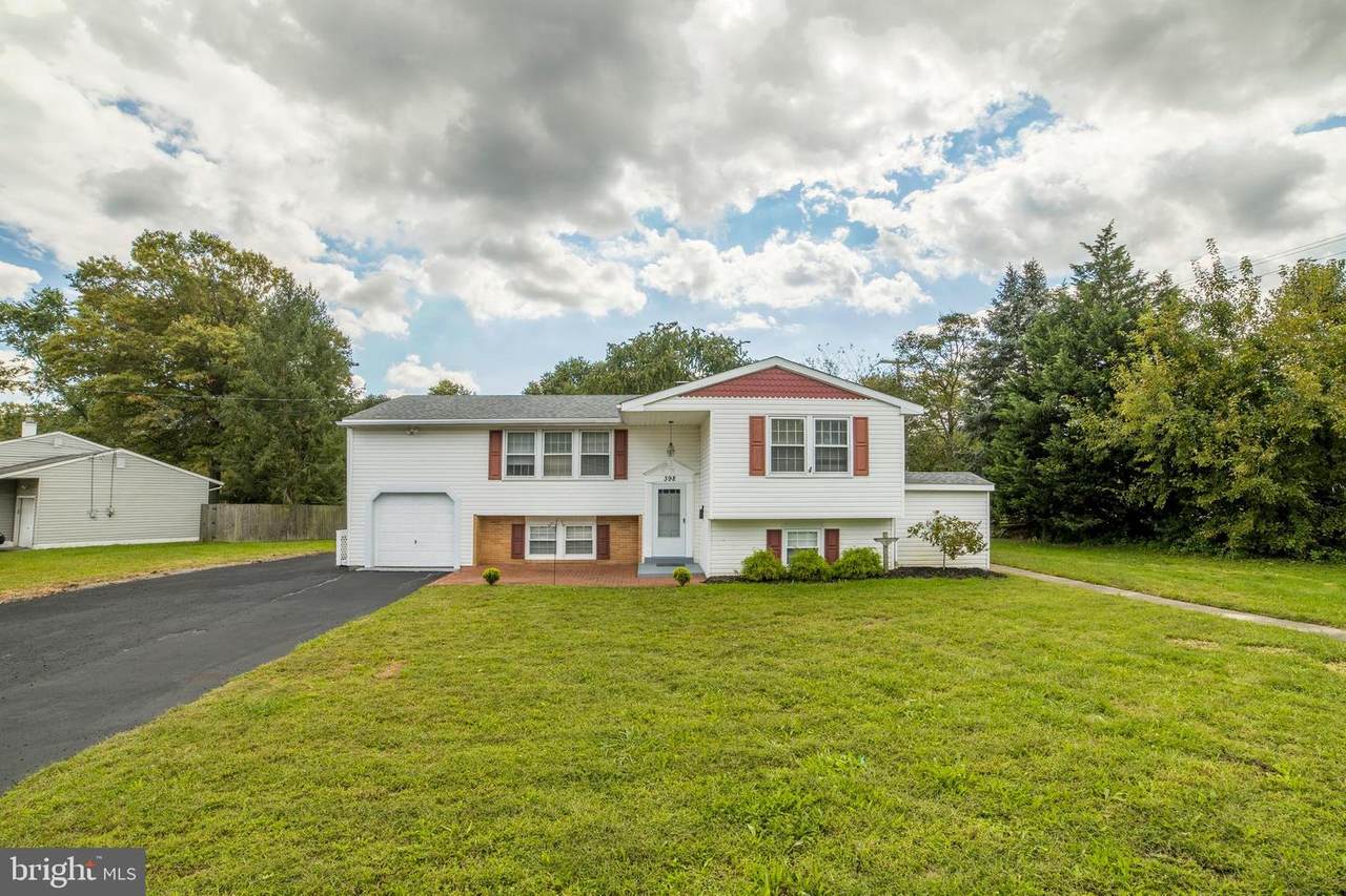 398 Hickory Avenue - Photo 1