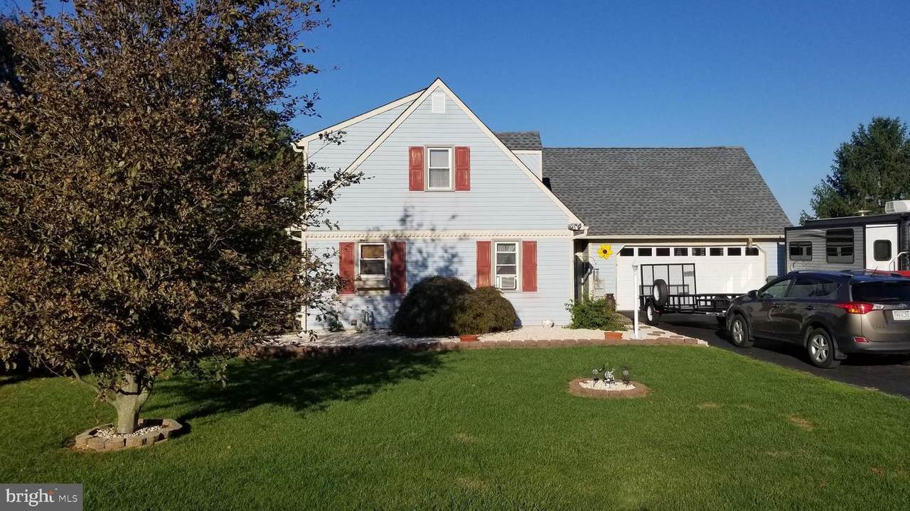 105 Anthony Lane - Photo 1