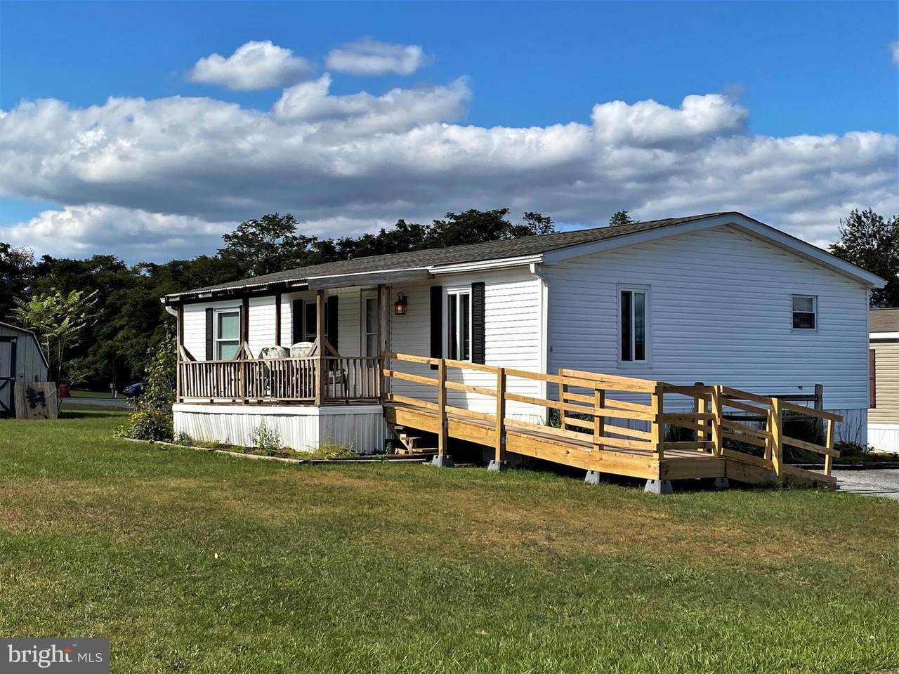 159 Sherwood Avenue - Photo 1