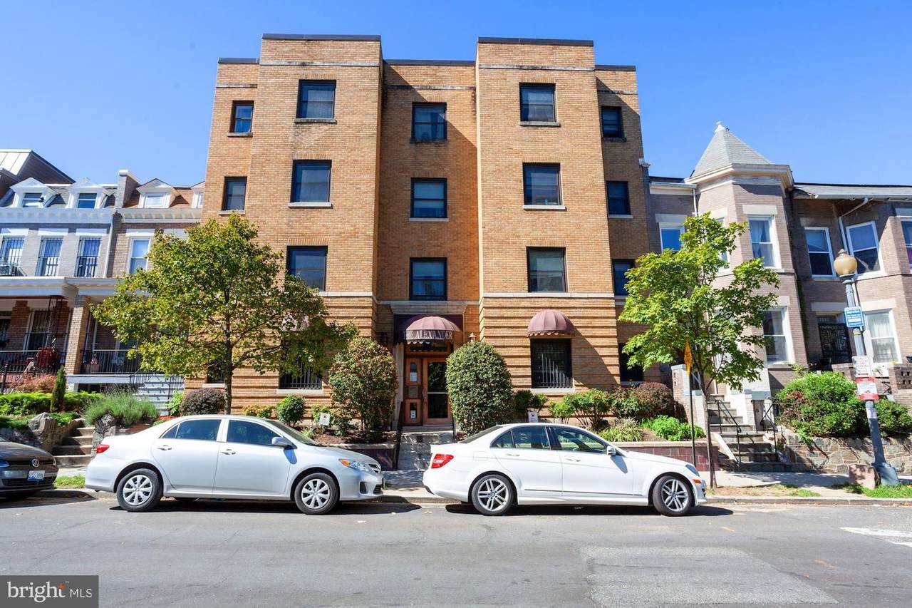 3534 10TH Street - Photo 1