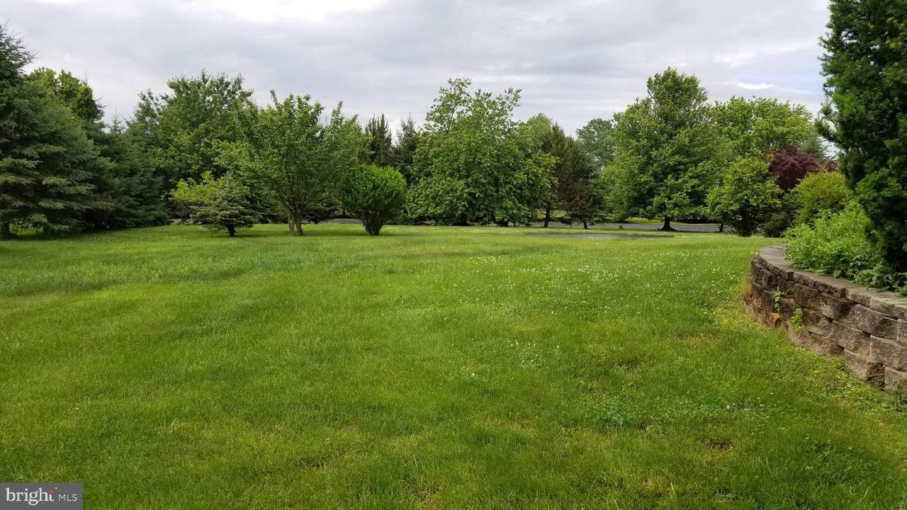 2503 Creekside Drive - Photo 1