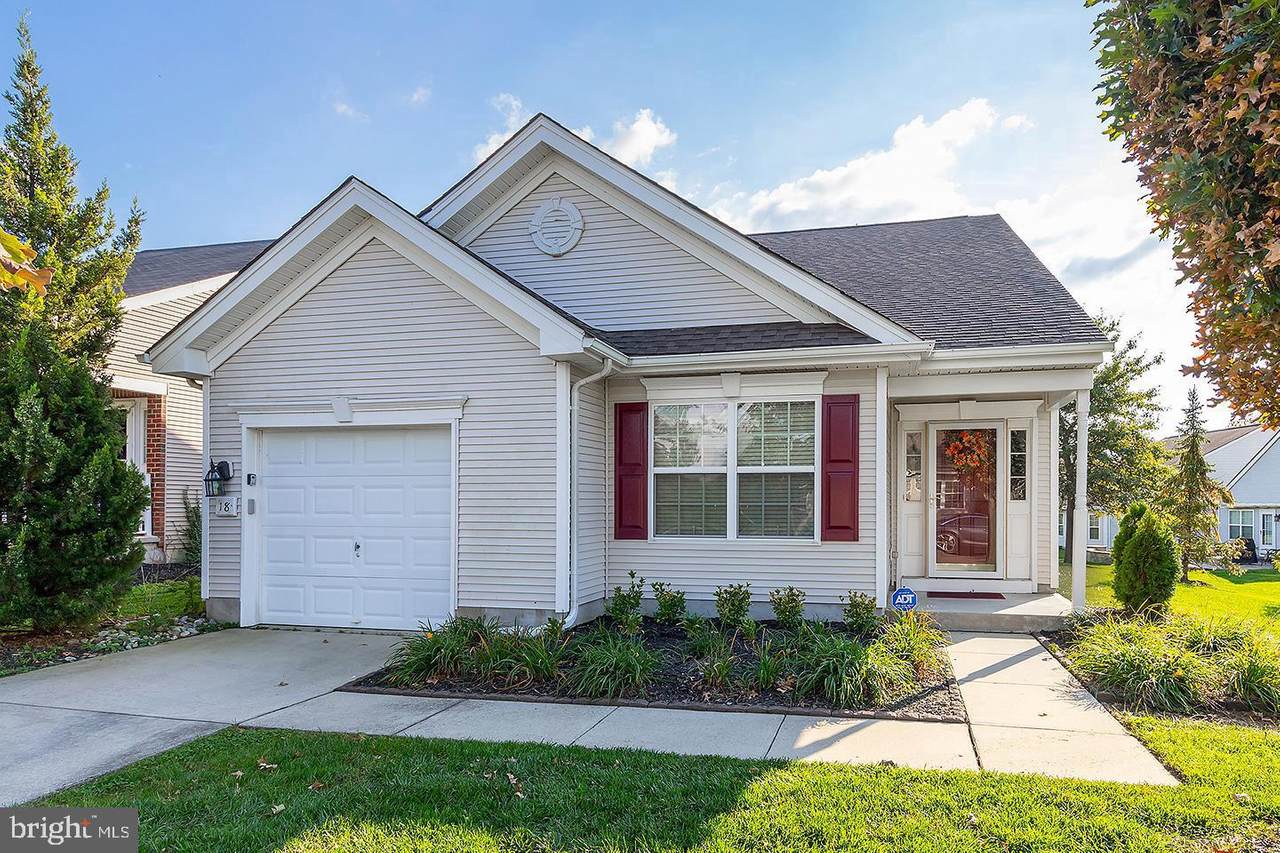 18 Duxbury Court - Photo 1