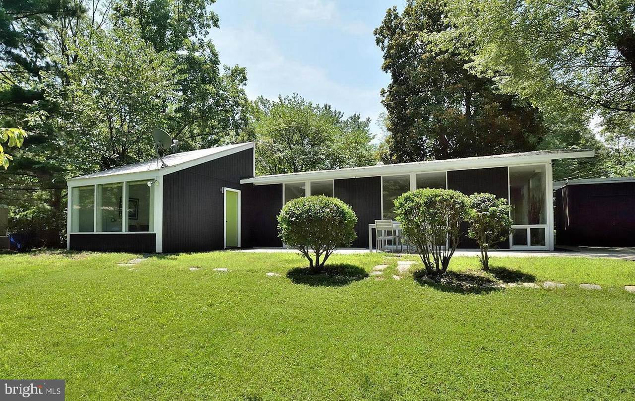 2308 Glasgow Road - Photo 1