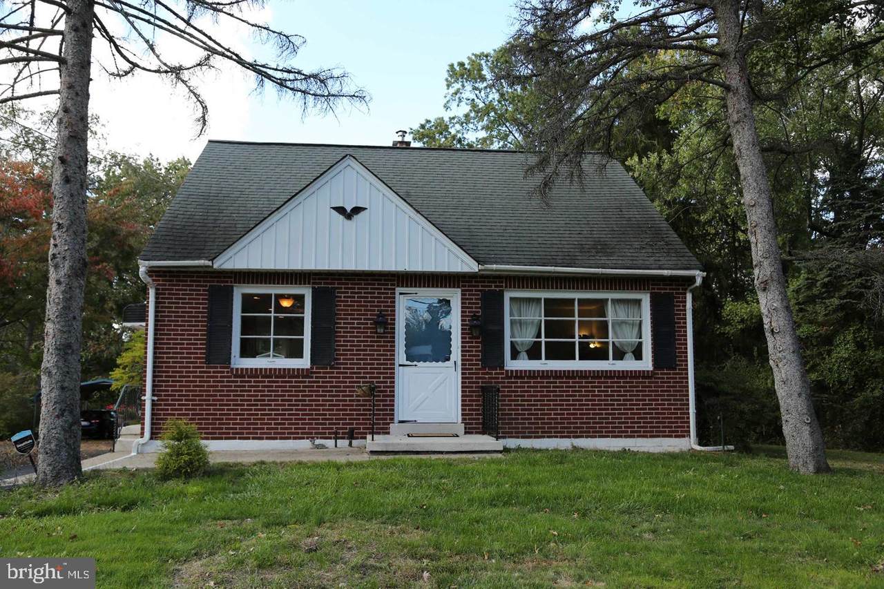 2116 Line Street - Photo 1