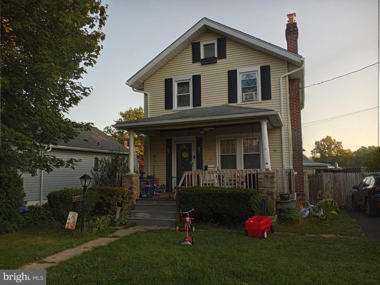 2469 Norwood Avenue - Photo 1