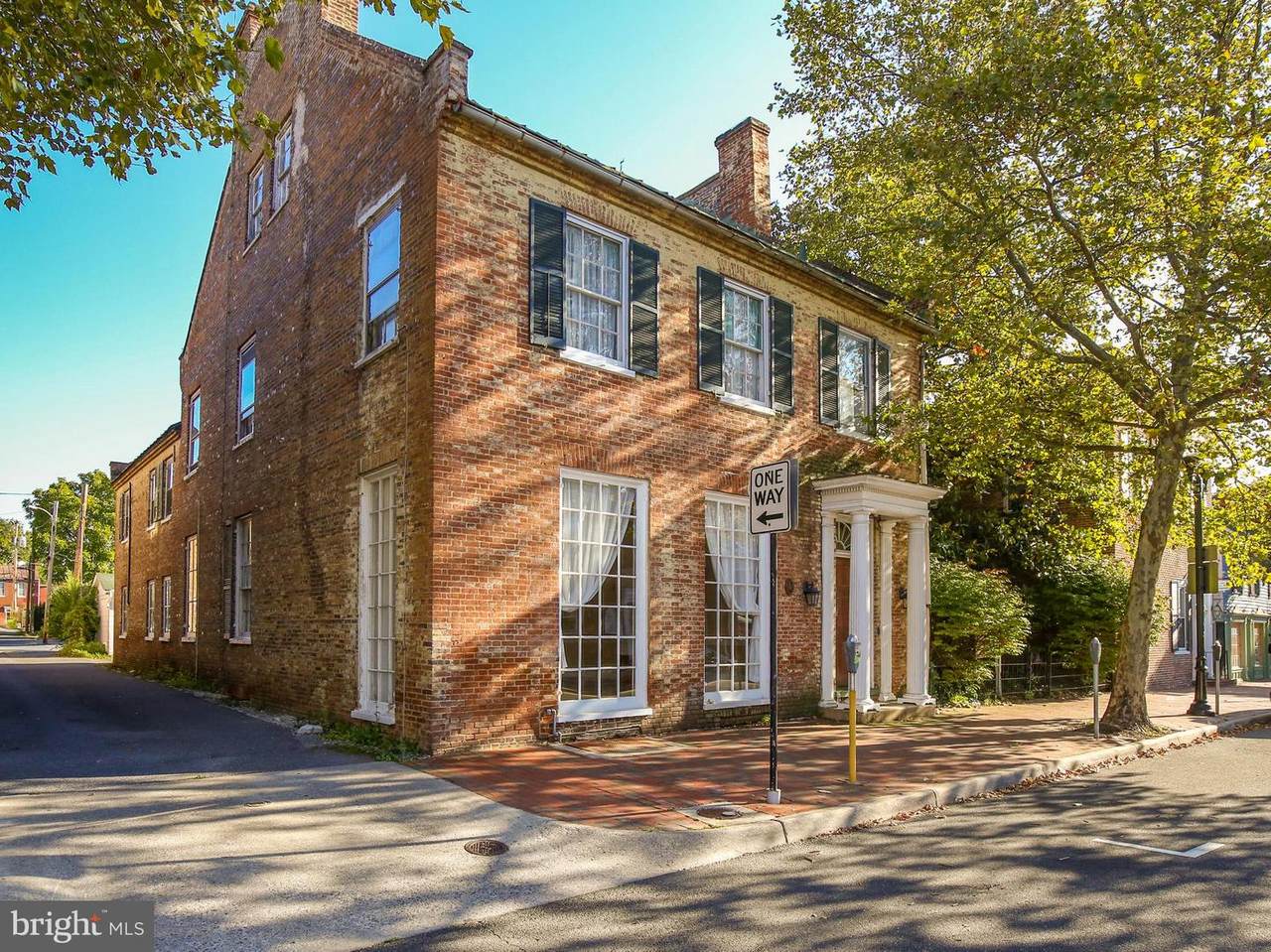 124 Boscawen Street - Photo 1