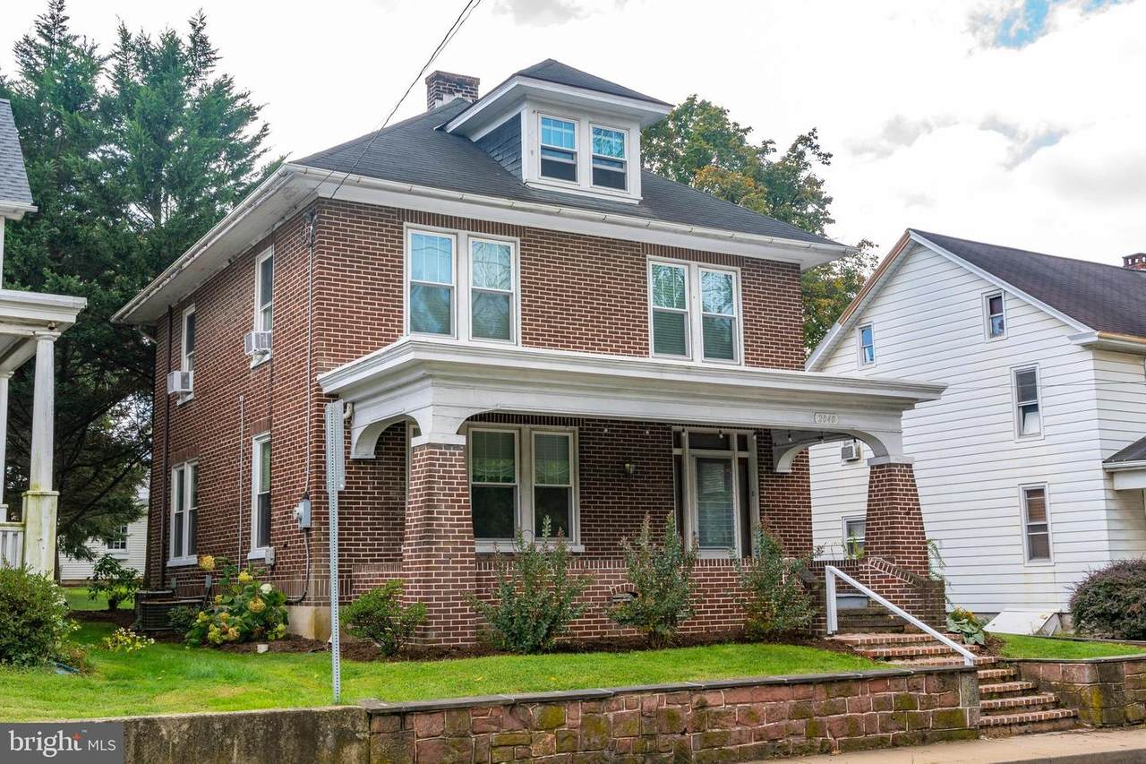 2040 Main Street - Photo 1