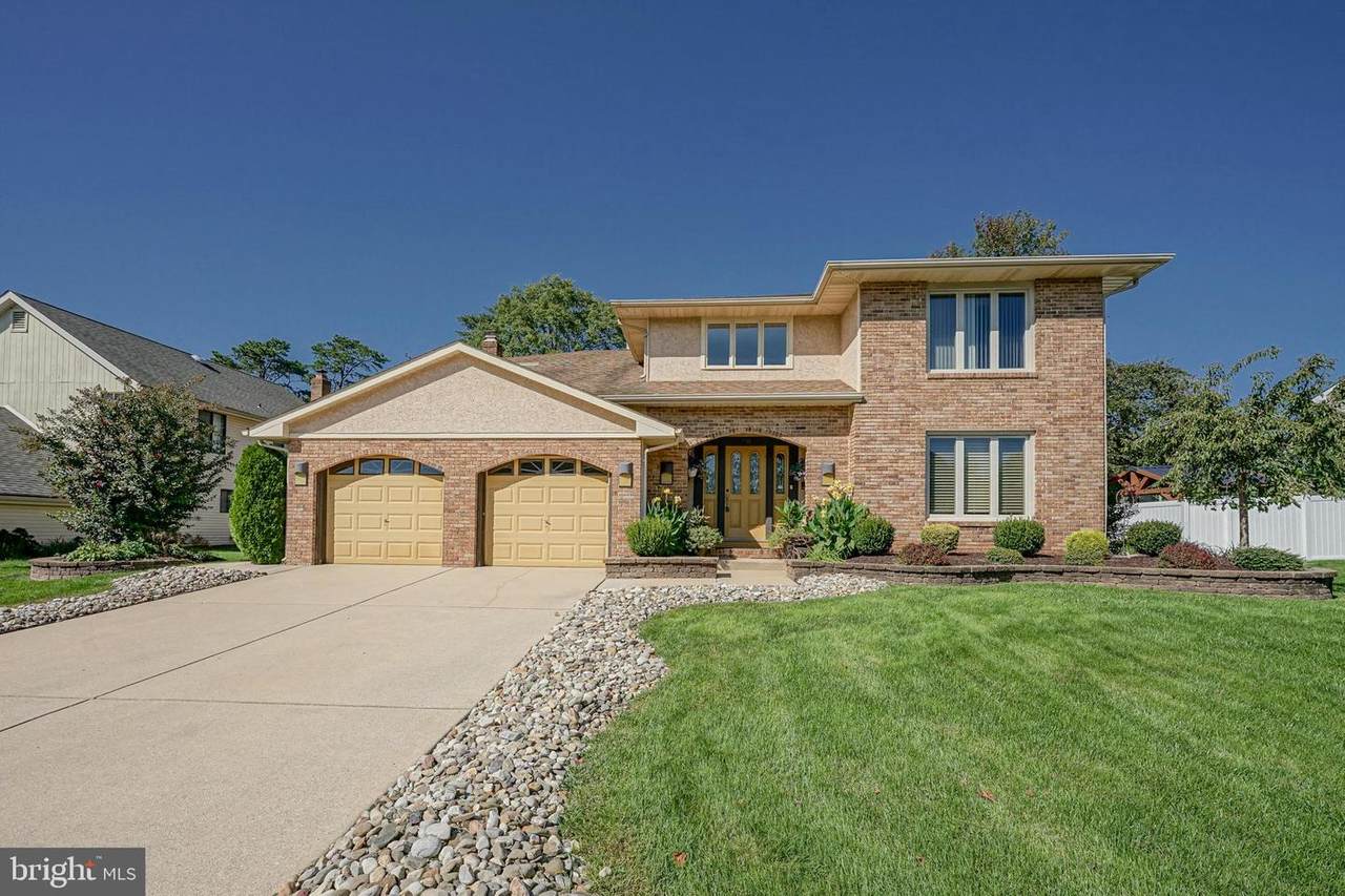 58 Greenleigh Drive - Photo 1