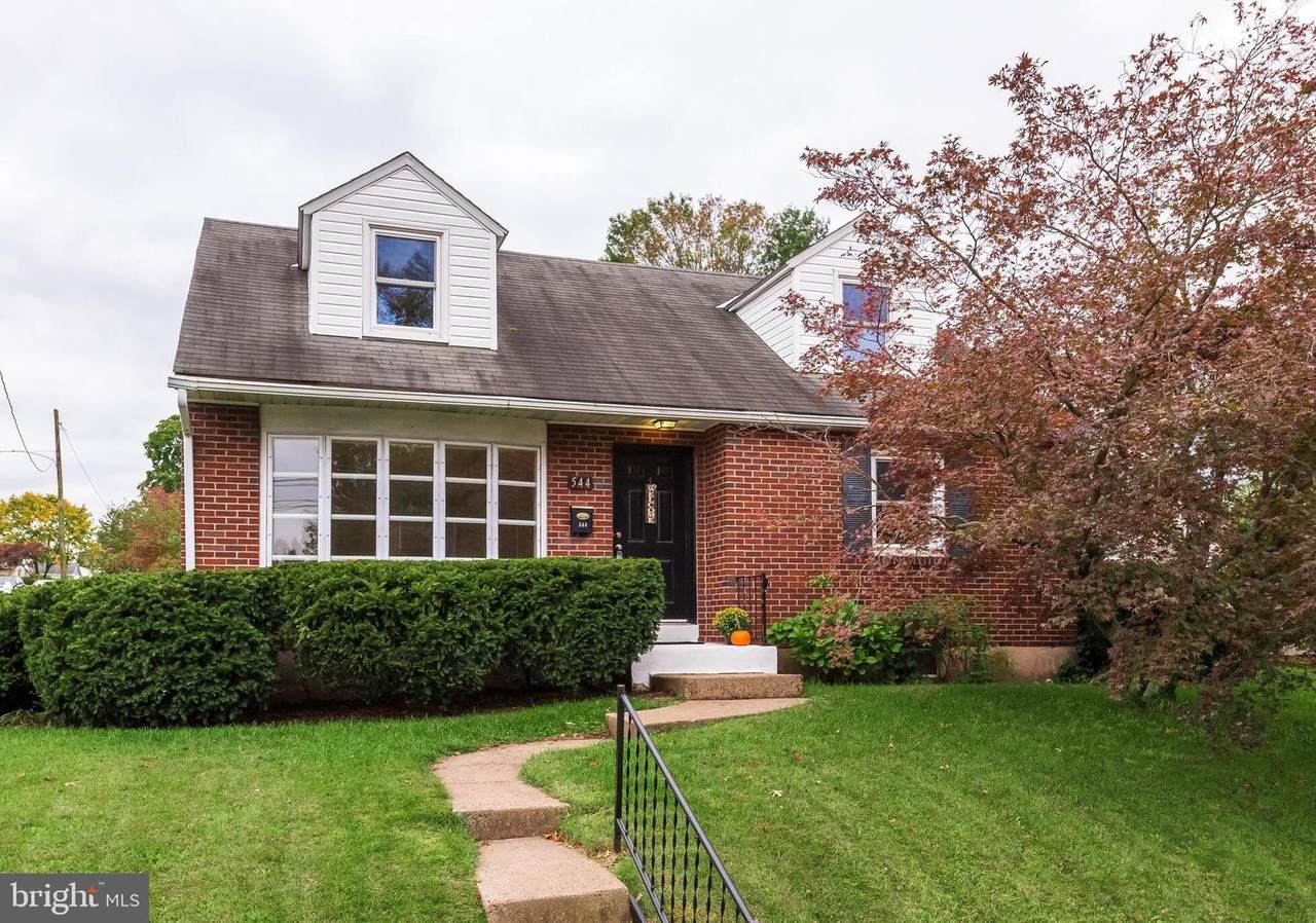 544 Mervine Street - Photo 1
