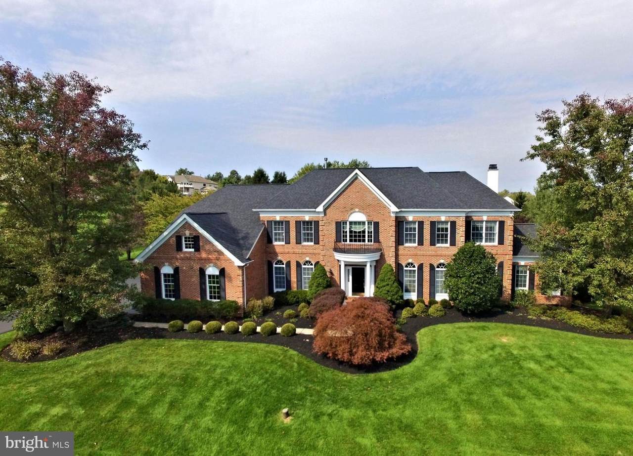 61 Woodside Lane - Photo 1