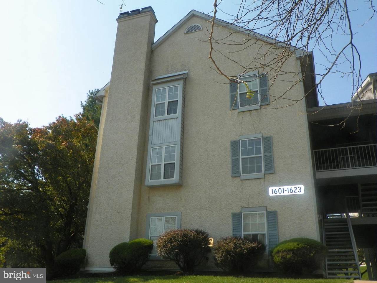 1609 Braken Avenue - Photo 1