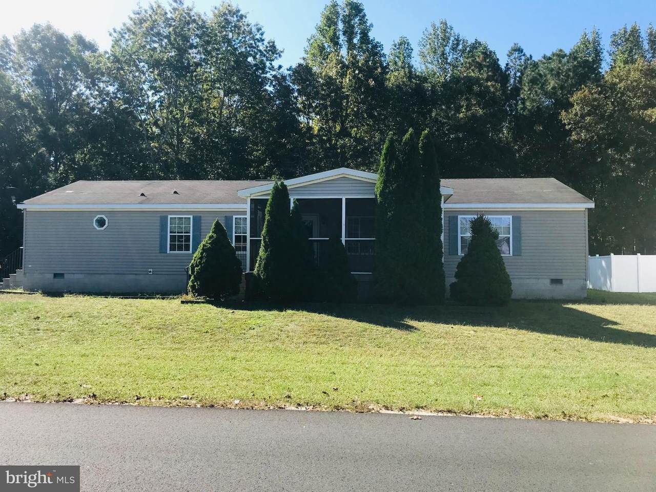 11703 Glen Circle - Photo 1