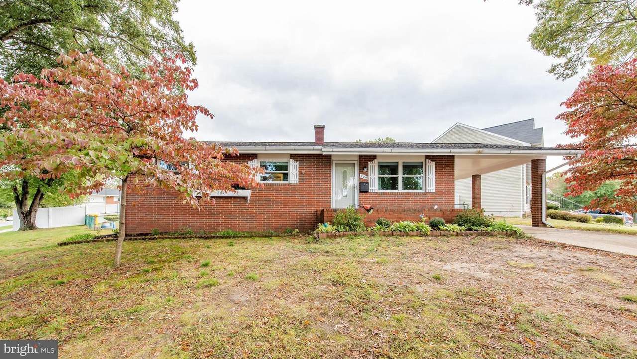 604 Eliot Road - Photo 1