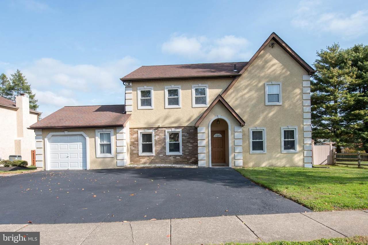 193 Pheasant Lane - Photo 1