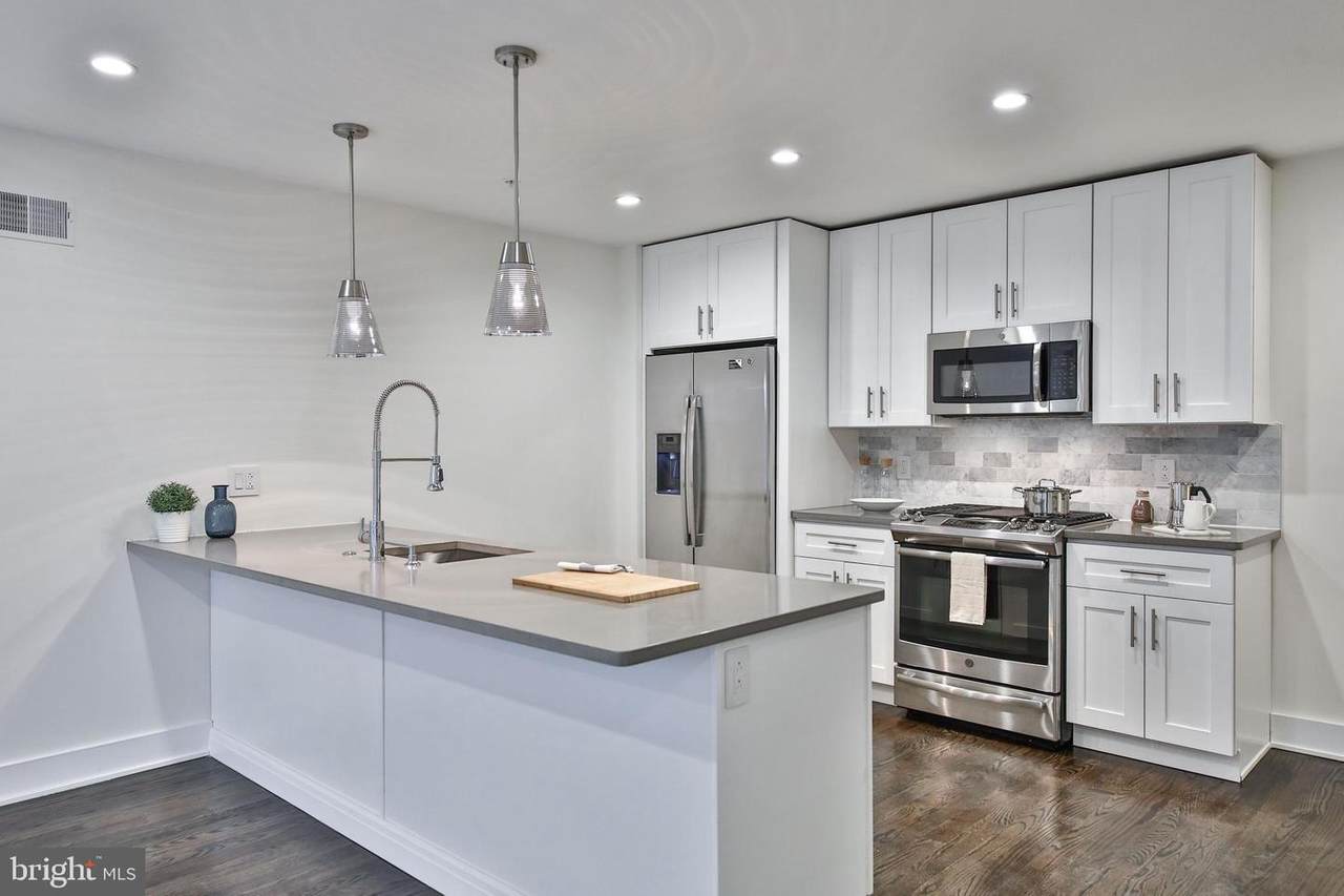402 Front Street - Photo 1