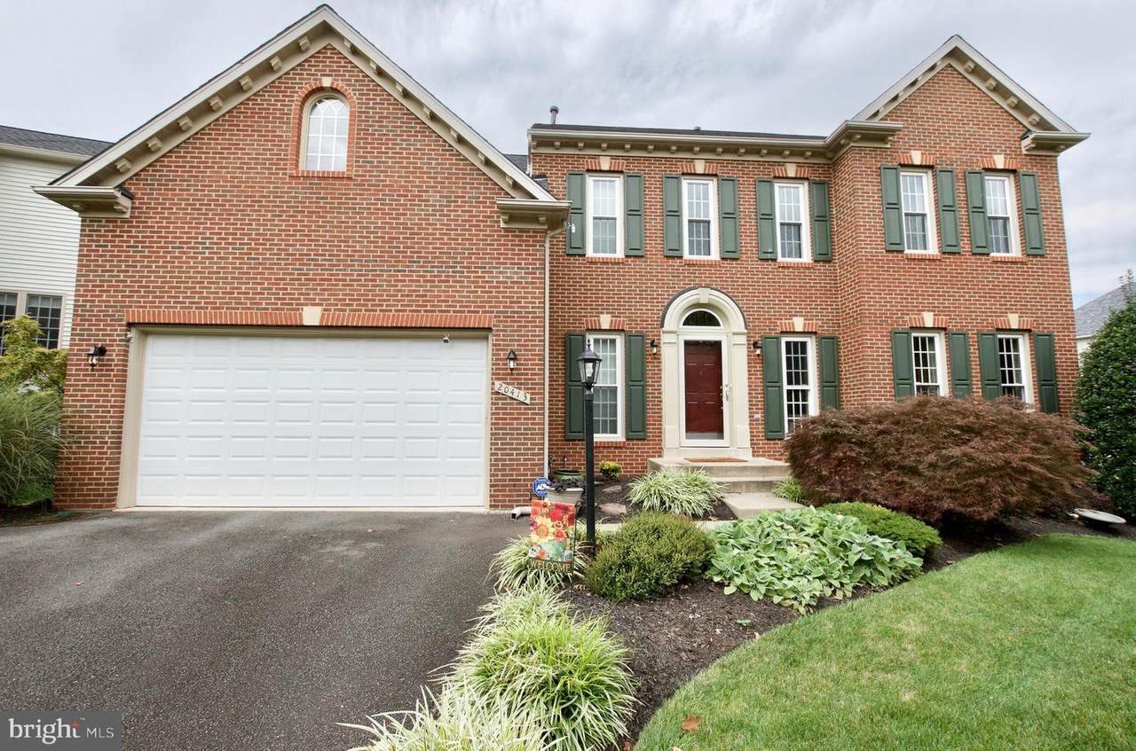 20413 River Bank Street - Photo 1