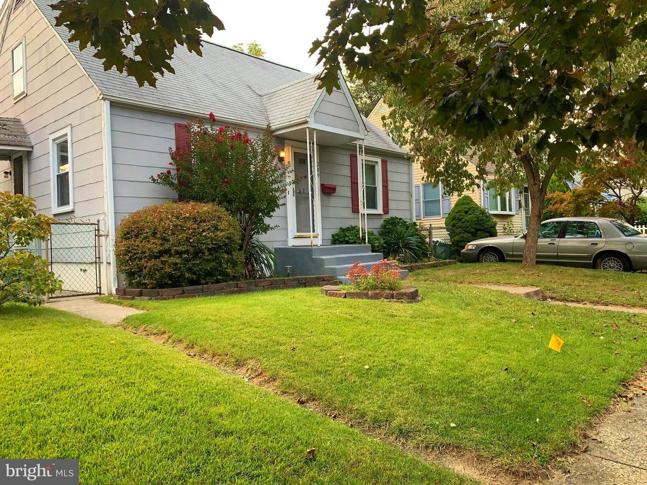209 Irvington Place - Photo 1