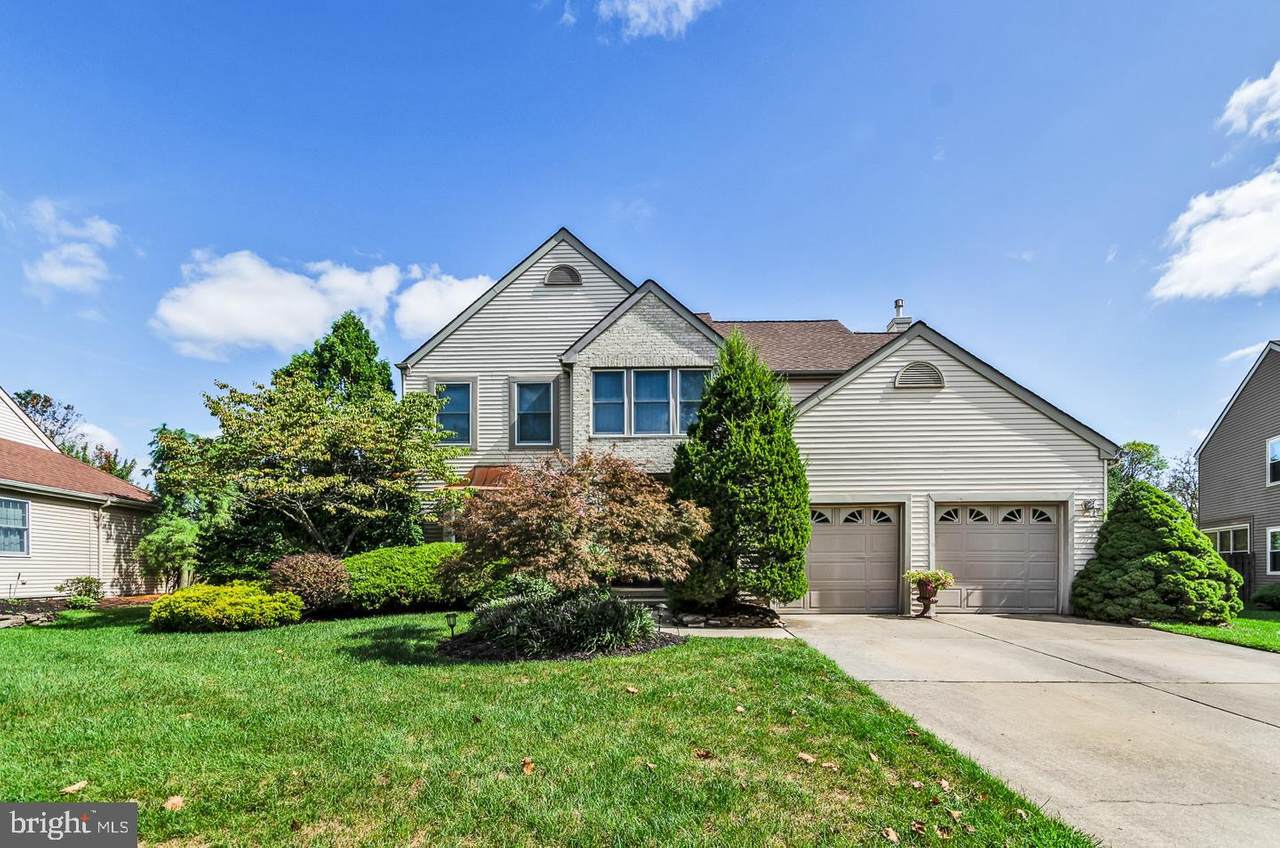 26 Hawk Lane - Photo 1