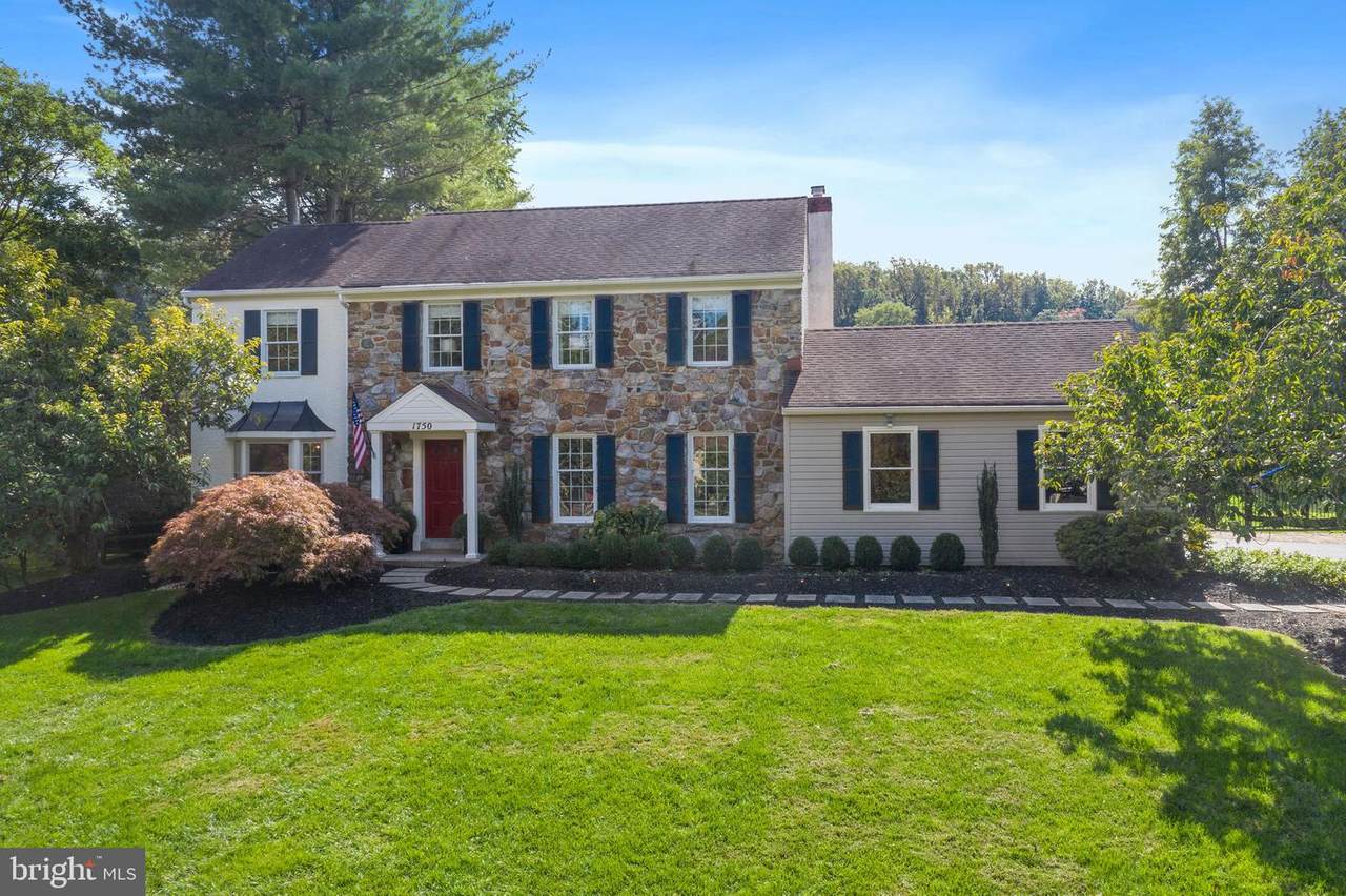1750 Justin Lane - Photo 1