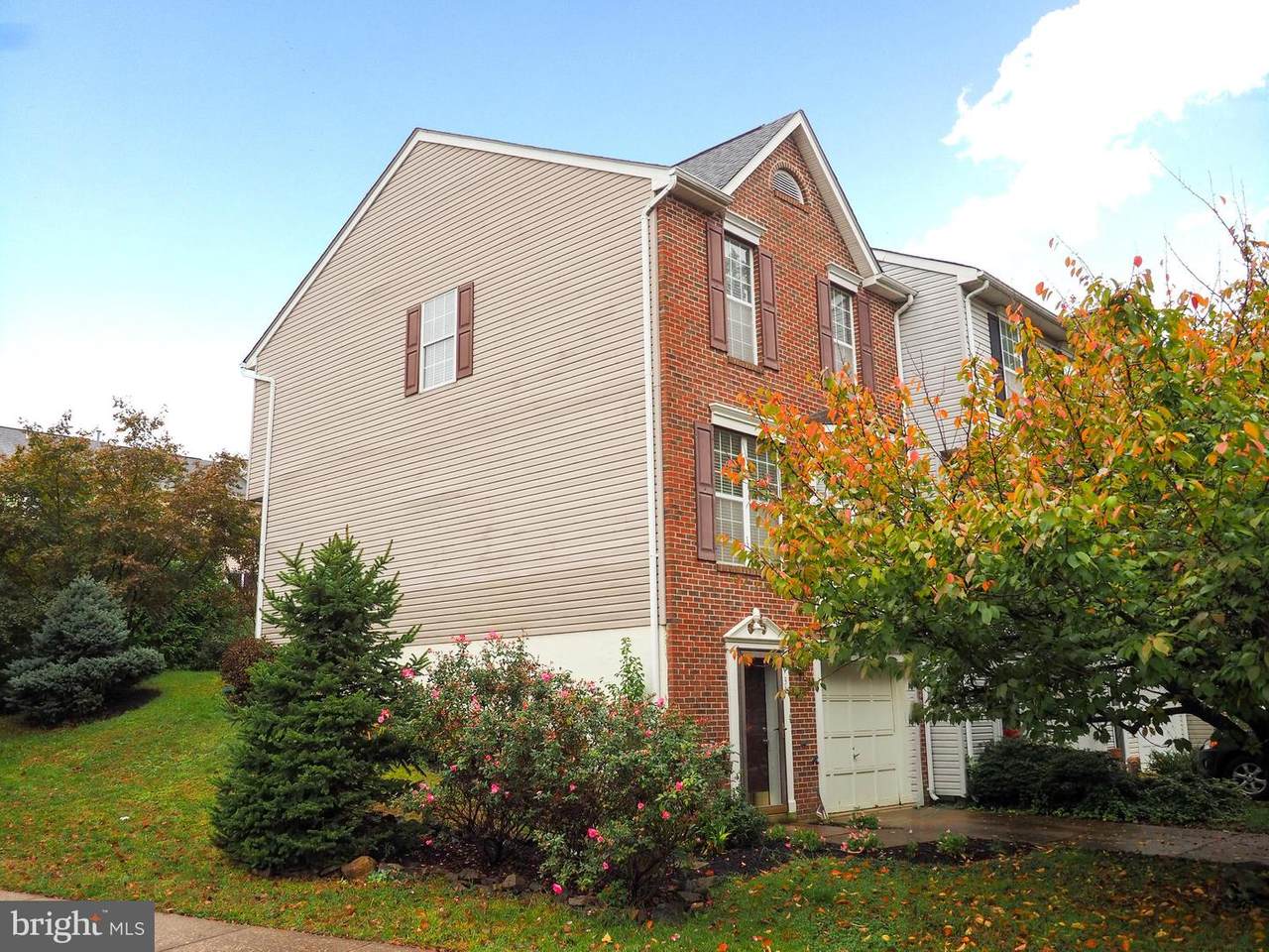 431 Nikki Terrace - Photo 1