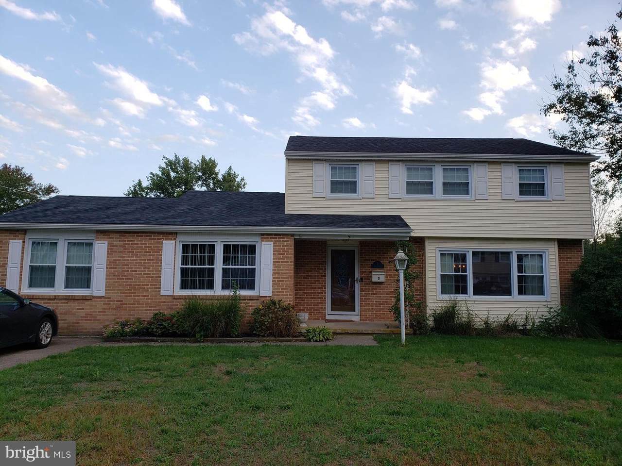 5 Eagle Road - Photo 1