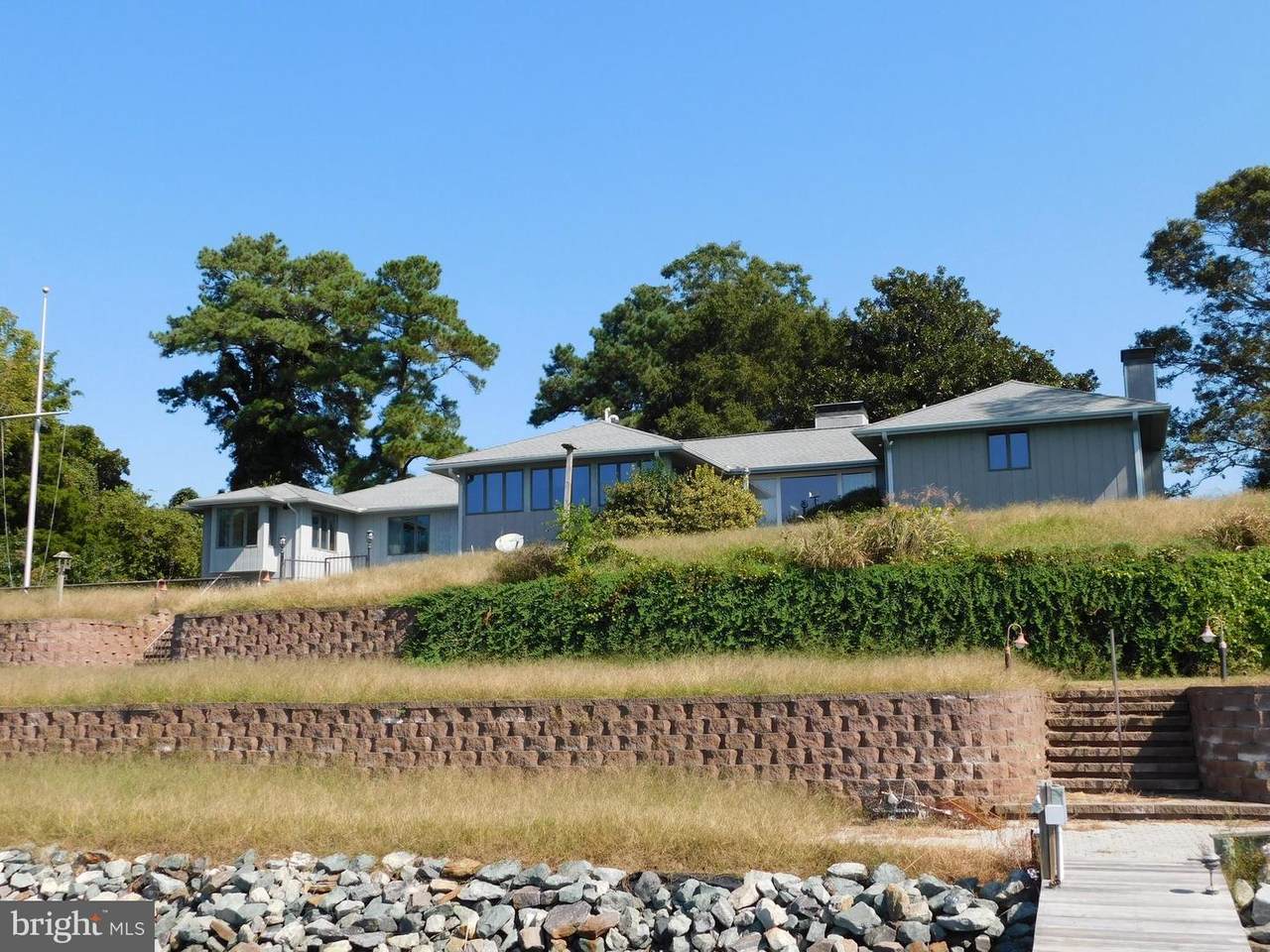 833 Belmont Creek Road - Photo 1