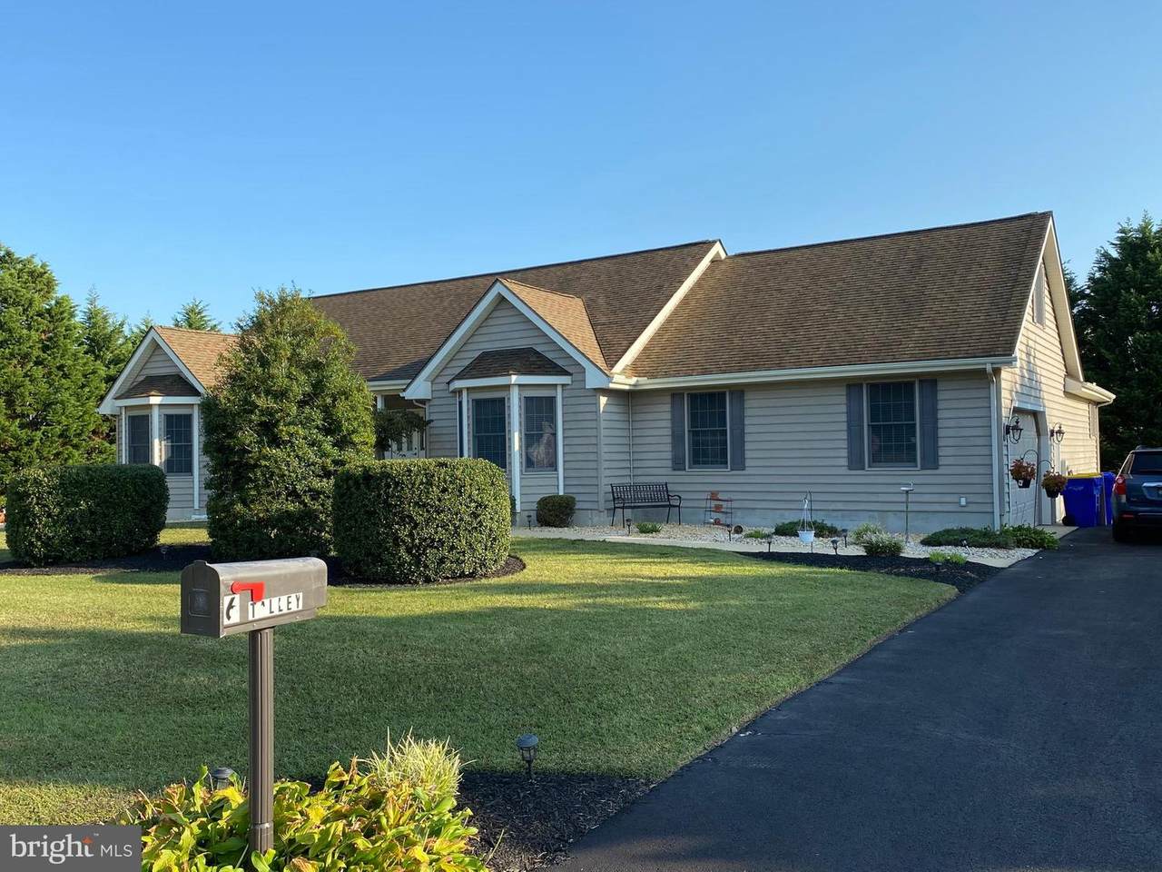 6 Schaffer Lane - Photo 1