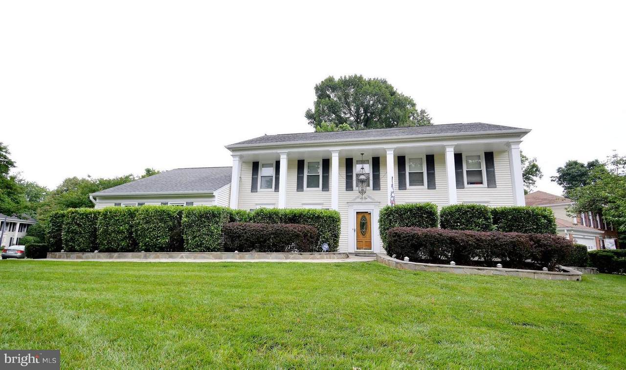3233 Wildmere Place - Photo 1