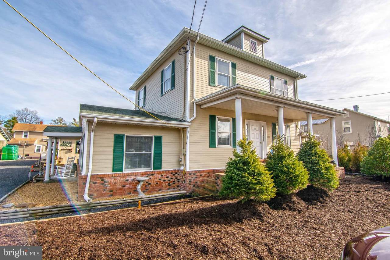 815 Warren Avenue - Photo 1