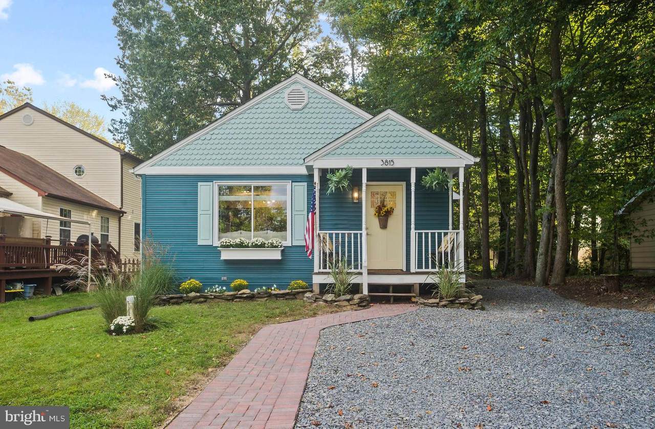 3815 9TH Street - Photo 1