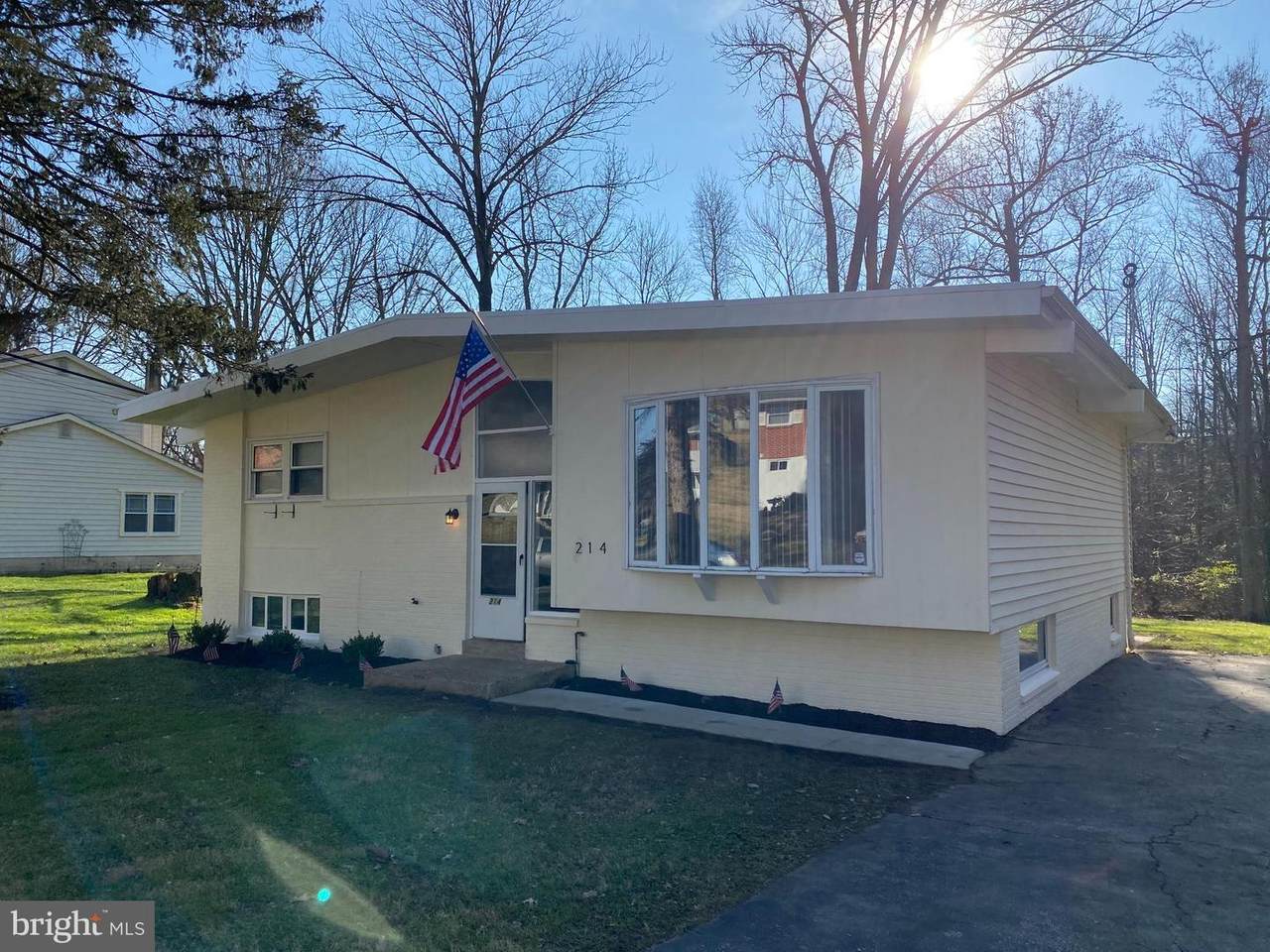 214 Woodgreen Road - Photo 1