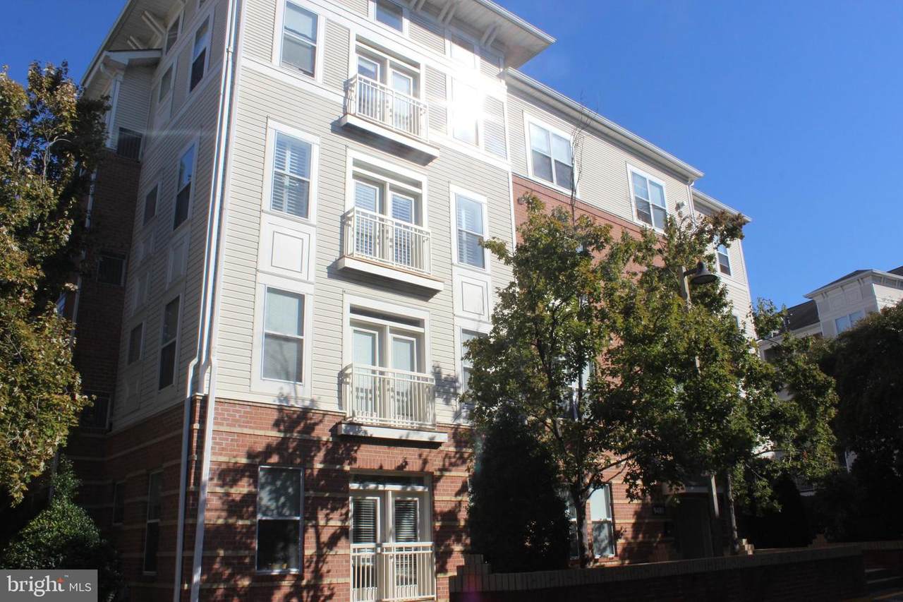 9480 Virginia Center Boulevard - Photo 1