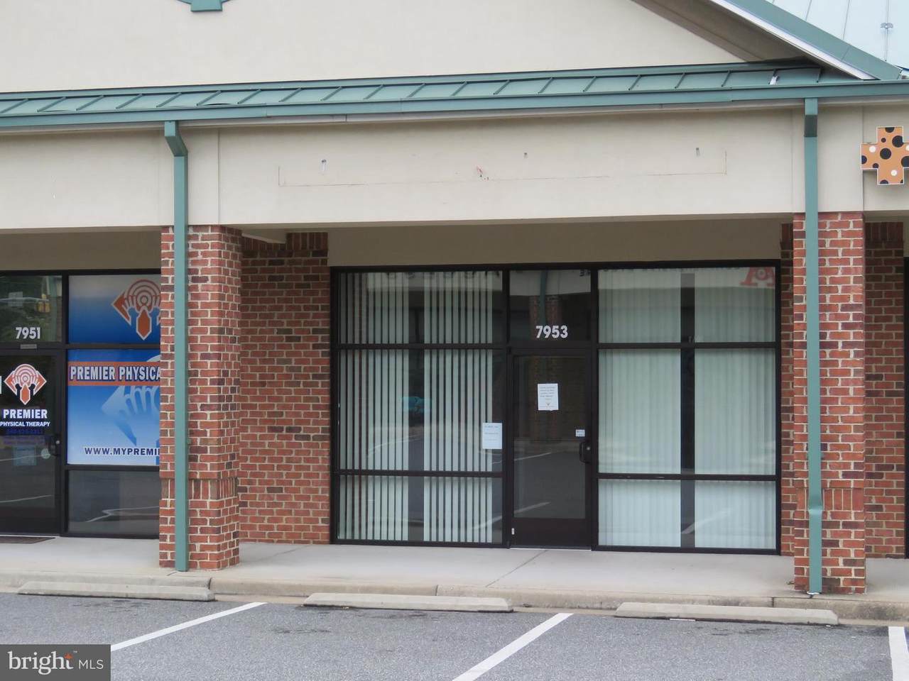 7953 Kings - Photo 1