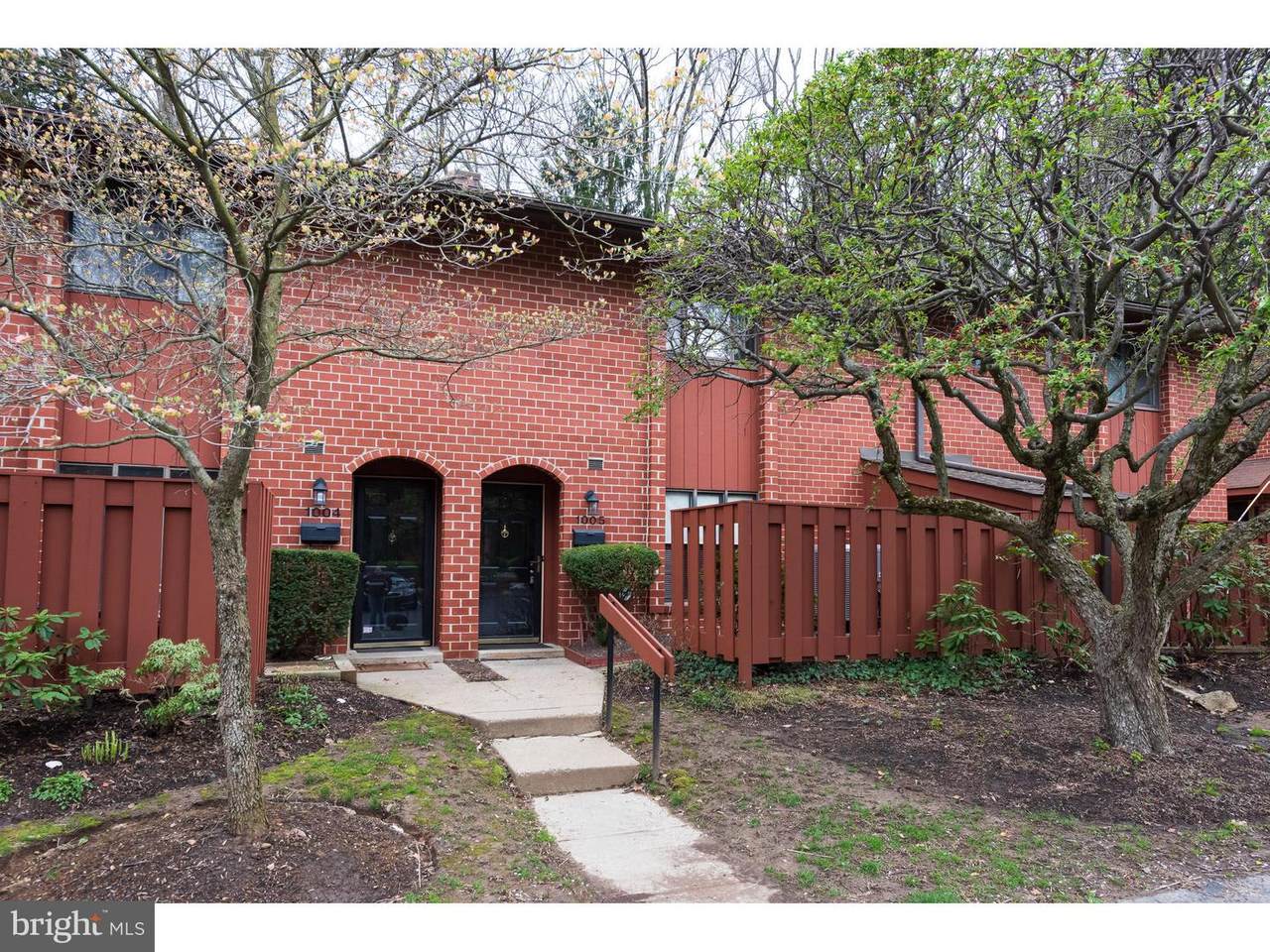 1005 Worthington Drive - Photo 1