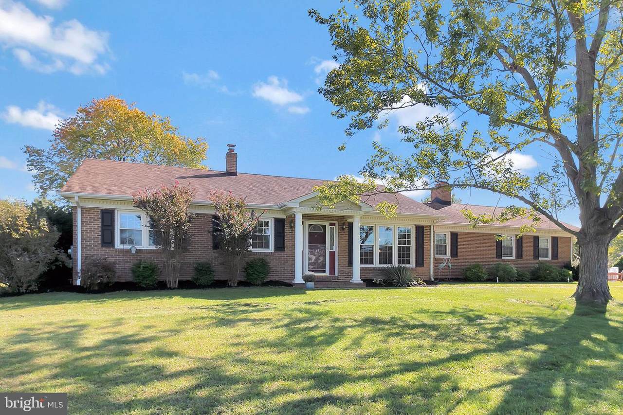 137 Savannah Drive - Photo 1