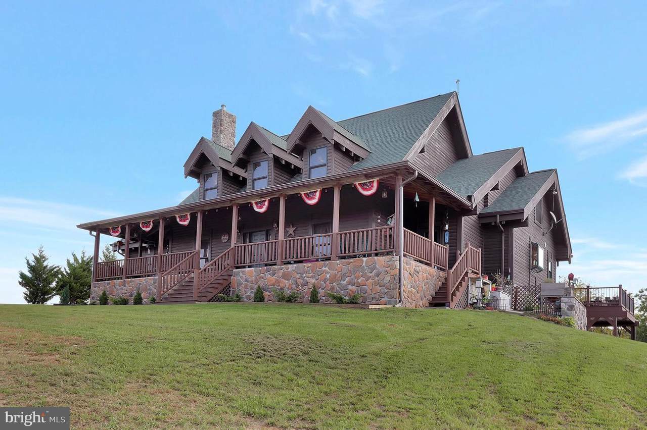 660 Hallows Way - Photo 1