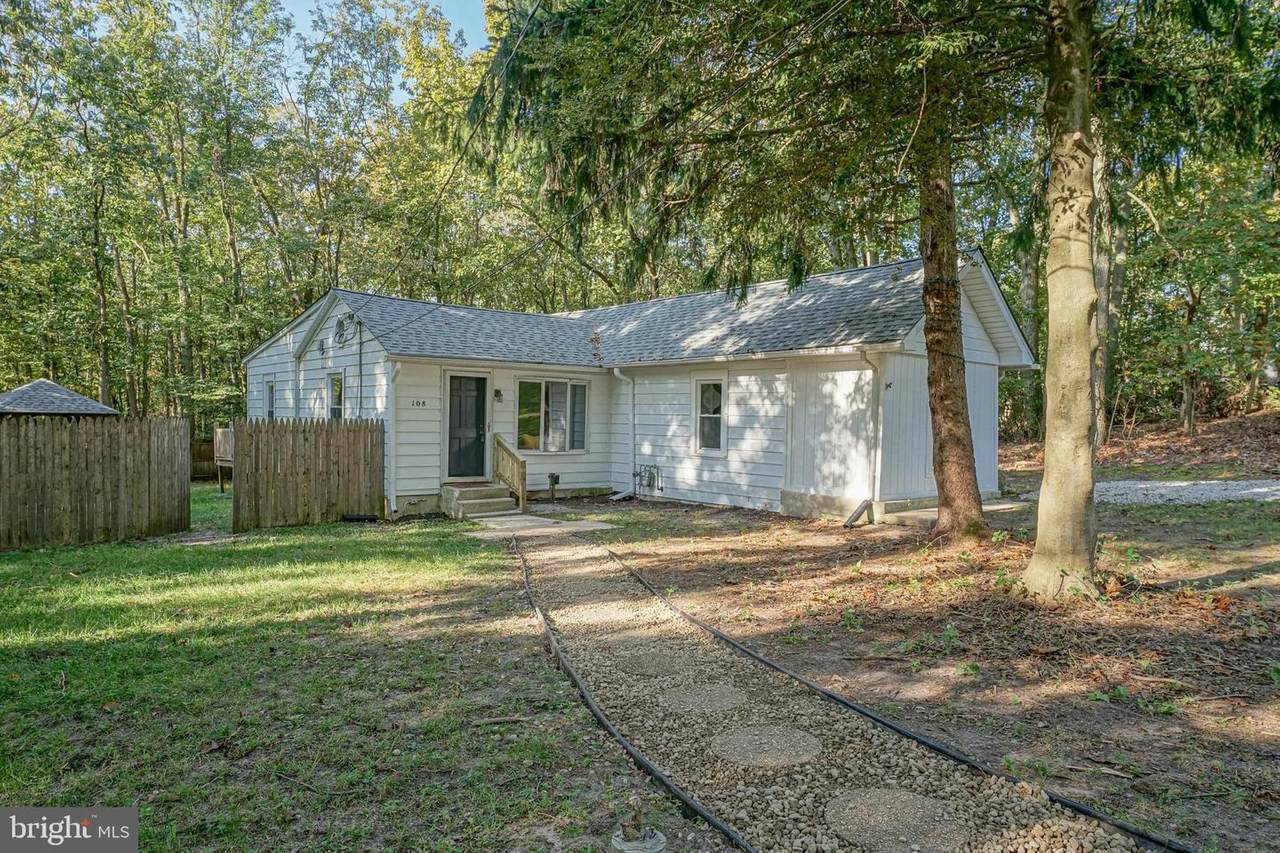 108 3RD Avenue - Photo 1