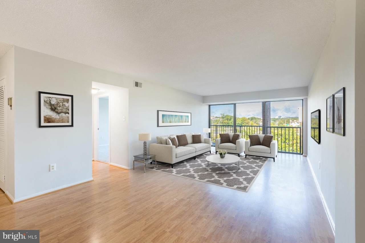 1300 Army Navy Drive - Photo 1