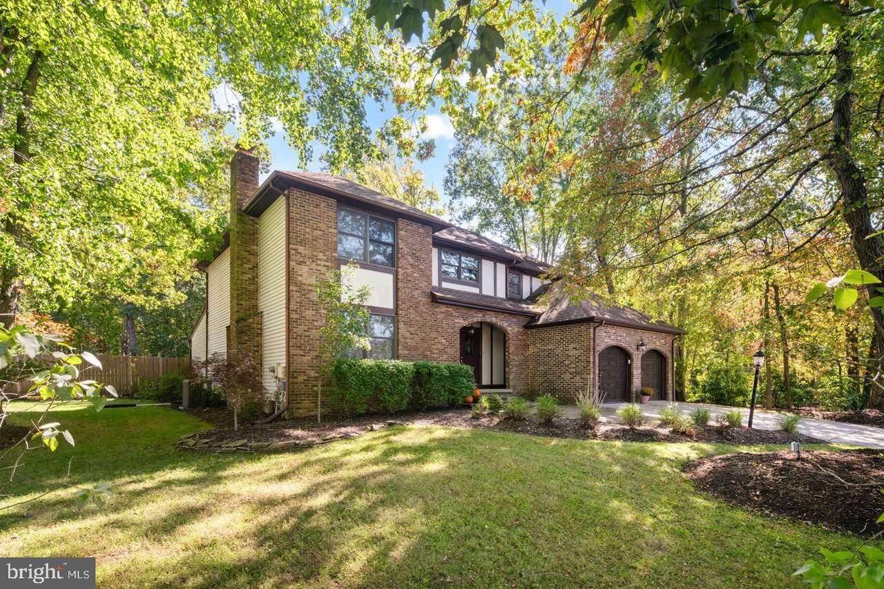 30 Red Oak Drive - Photo 1