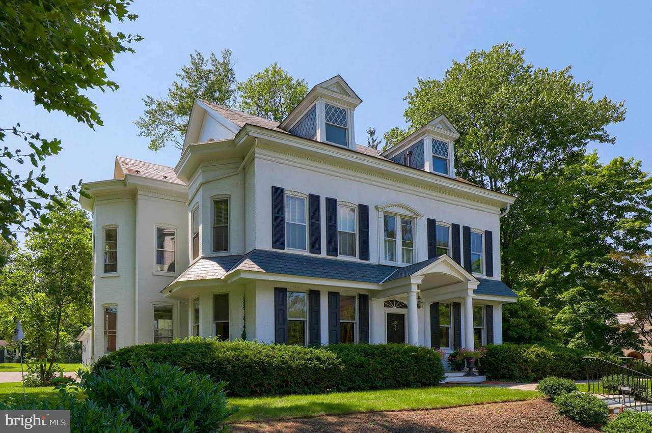 1306 Marietta Avenue - Photo 1