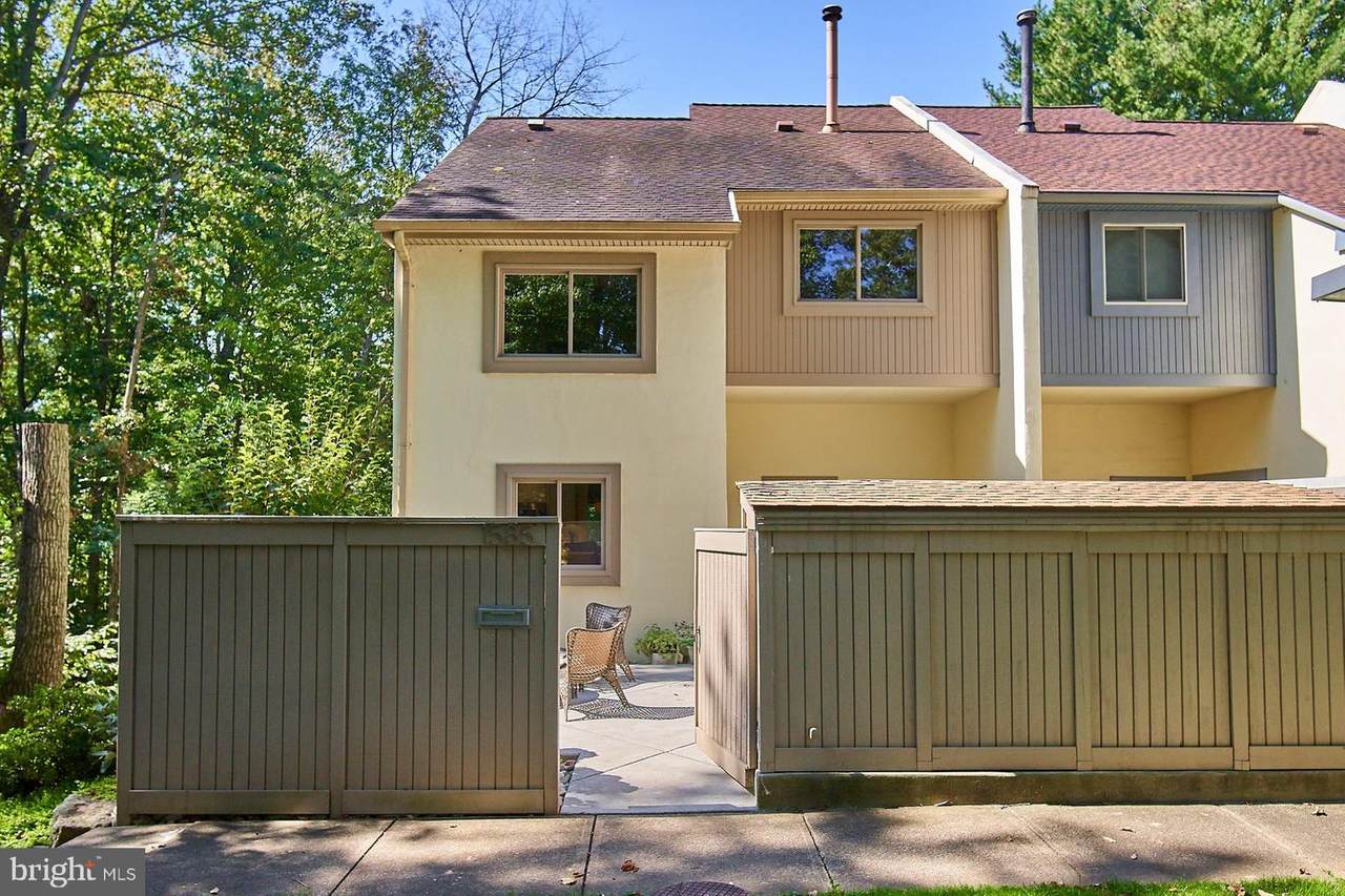 1585 Inlet Court - Photo 1