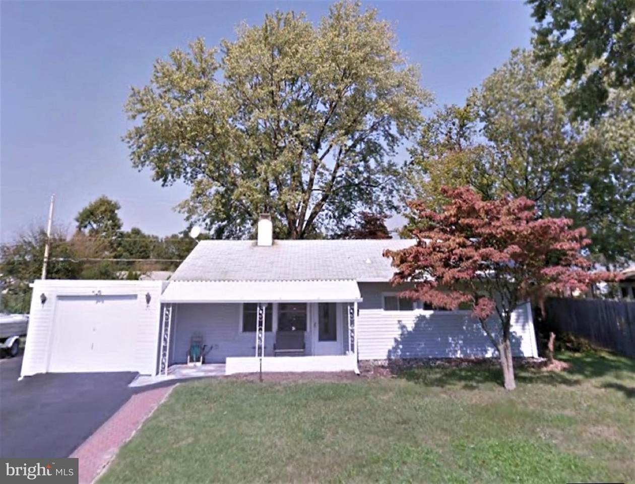 33 Stream Lane - Photo 1