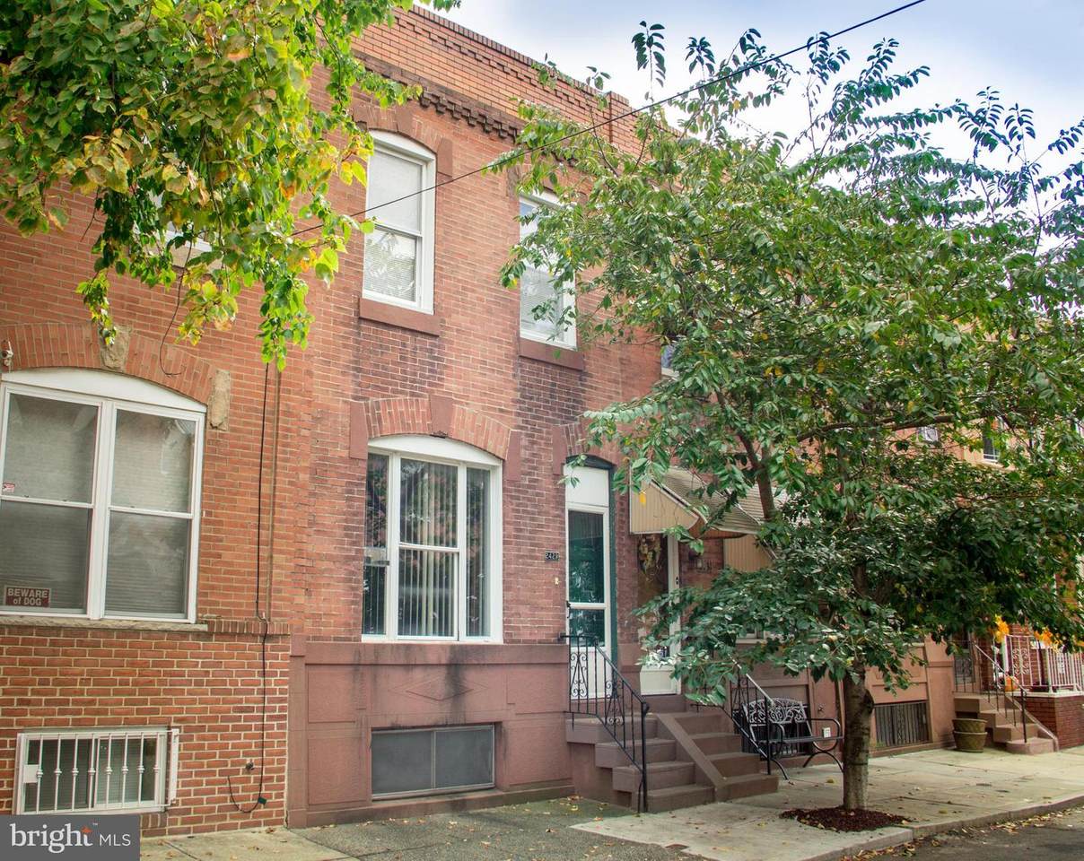 2429 Woodstock Street - Photo 1