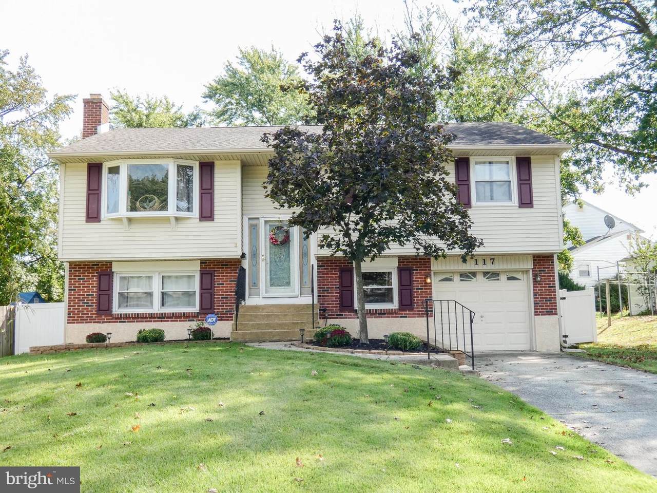 117 Saint Regis Drive - Photo 1