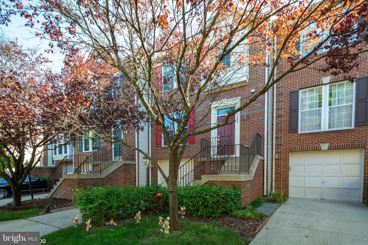 2033 Madrillon Springs Court - Photo 1