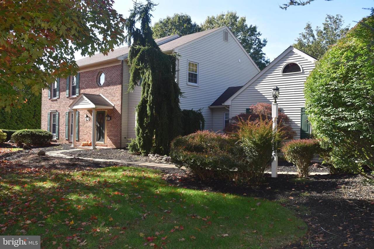 658 Norwood Circle - Photo 1