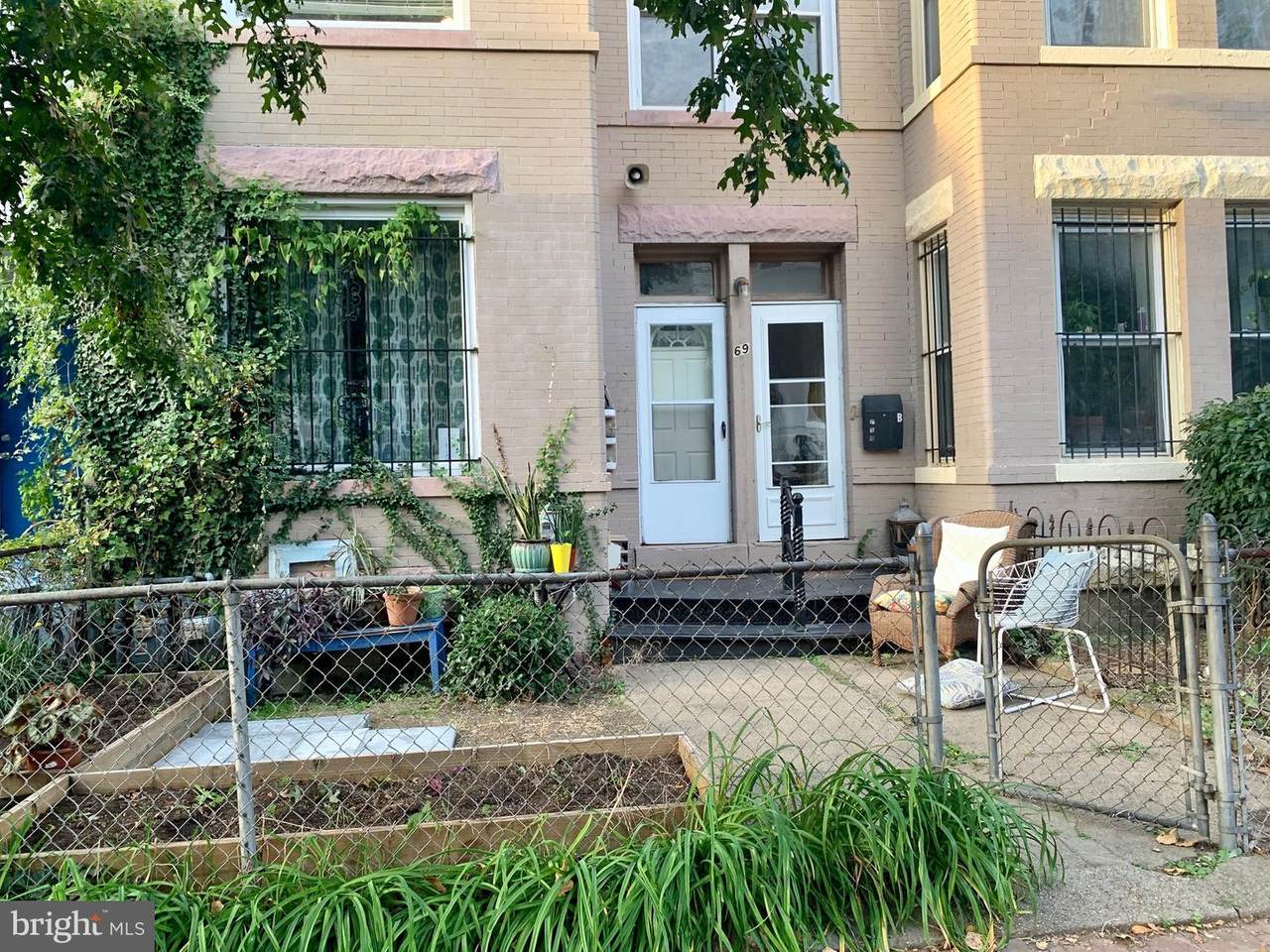 69 R Street - Photo 1