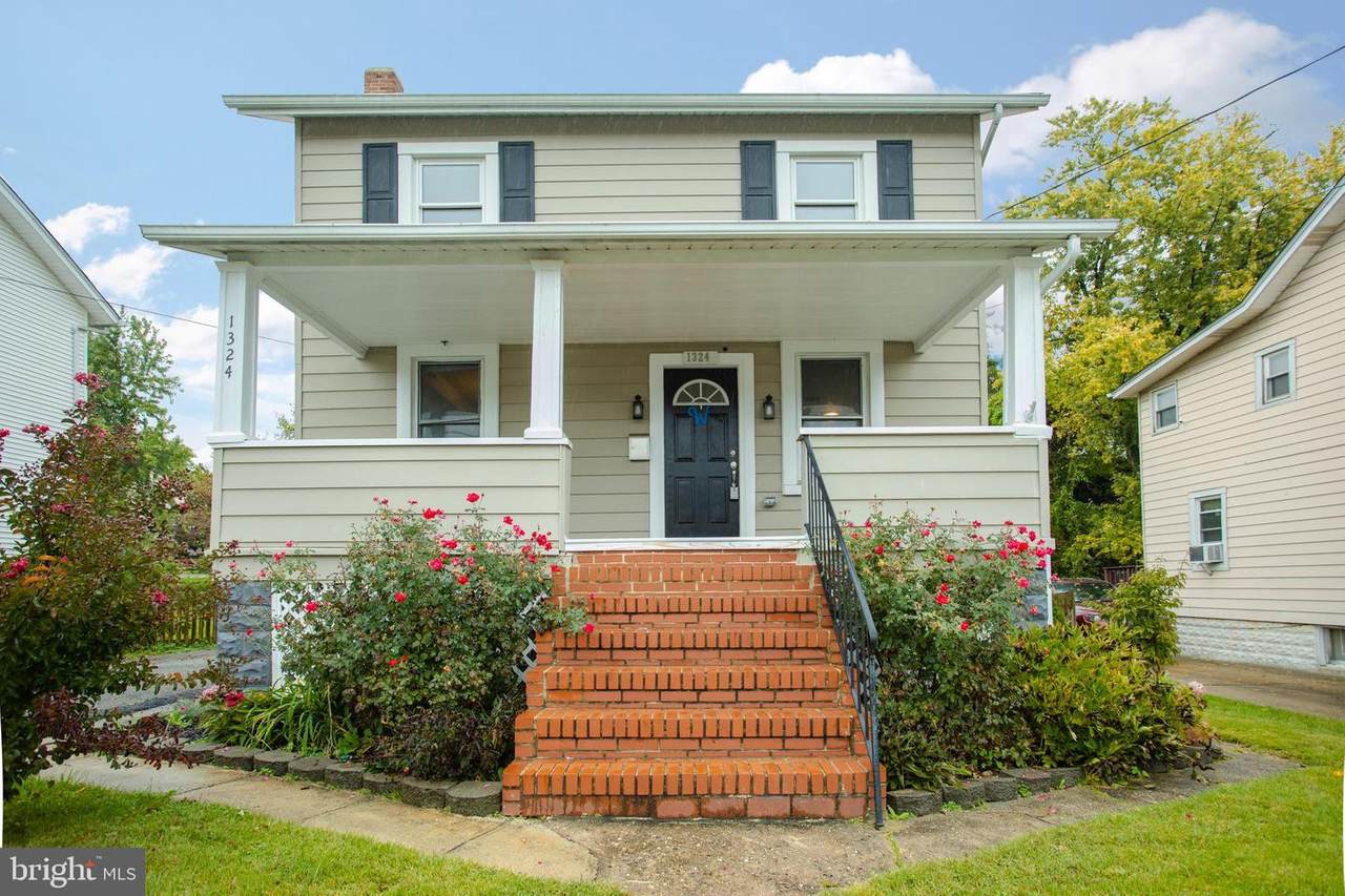 1324 Poplar Avenue - Photo 1