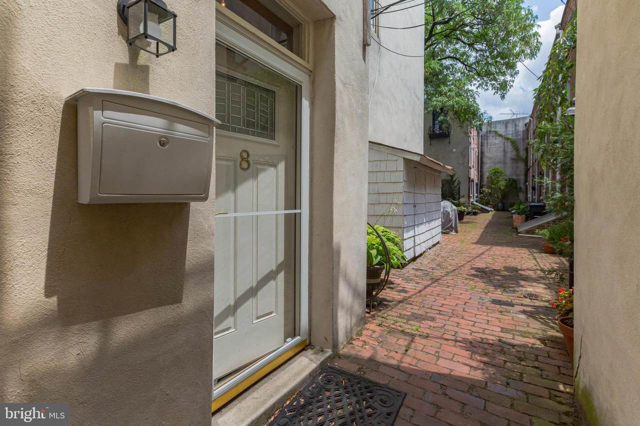 745 5TH Street - Photo 1